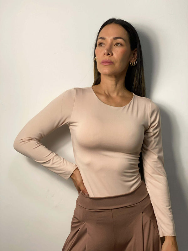 Body manga larga cuello redondo  Nude talla L
